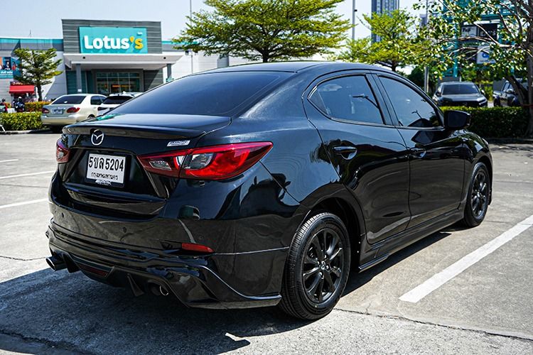 Mazda Mazda 2 2019 1.3 High Connect Sedan เบนซิน ไม่ติดแก๊ส เกียร์อัตโนมัติ ดำ รูปที่ 4