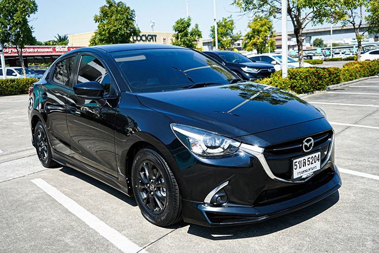 Mazda Mazda 2 2019 1.3 High Connect Sedan เบนซิน ไม่ติดแก๊ส เกียร์อัตโนมัติ ดำ รูปที่ 3