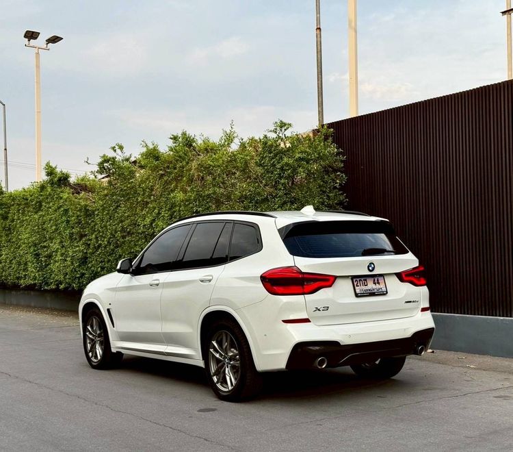 BMW X3 2021 2.0 xDrive30e M Sport 4WD Utility-car ดีเซล ไม่ติดแก๊ส เกียร์อัตโนมัติ ขาว รูปที่ 4