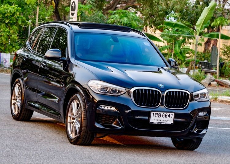 รถ BMW X3 2.0 xDrive20d 4WD สี ดำ