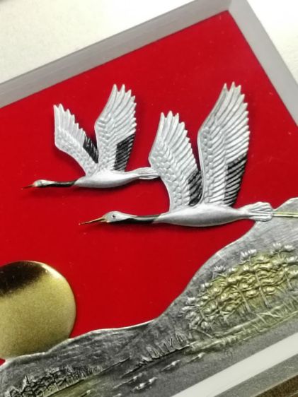 รูปมงคลเนื้อเงินแท้ ลายนกกระเรียนคู่ ผลงานอาจารย์ TAKEHIKO รูปที่ 3