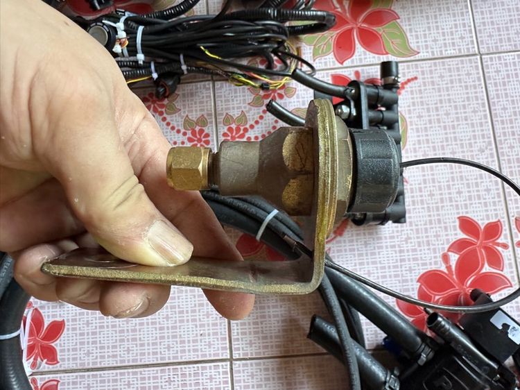 ชุดแก๊ส LPG prins vsi 3 แคมรี่ไฮบริด2018 รูปที่ 5