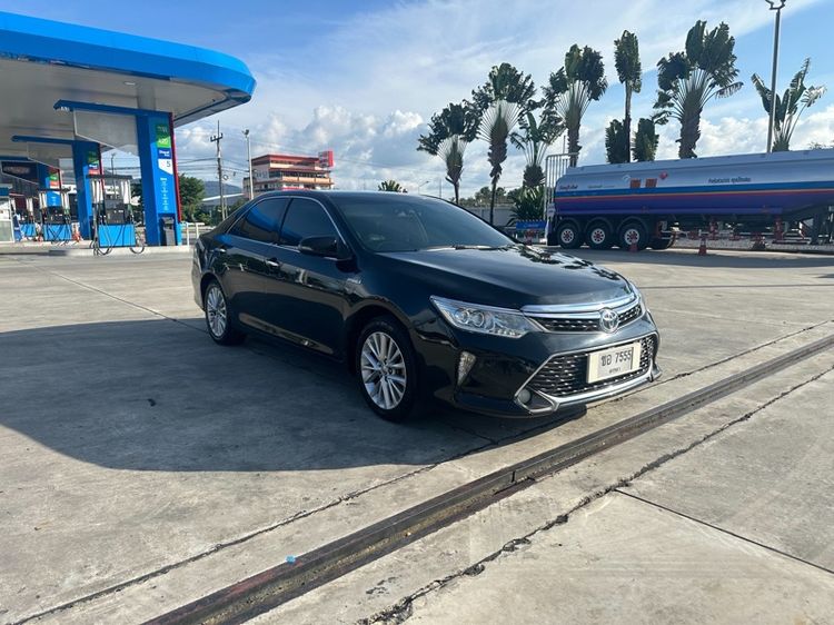 รถ Toyota Camry 2.5 HEV Premium สี ดำ