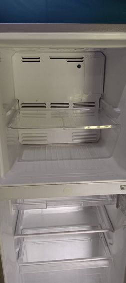 ขายตู้เย็น 2 ประตูรุ่น no frost ขนาด6.5 คิว ยี่ห้อ toshiba  รูปที่ 8