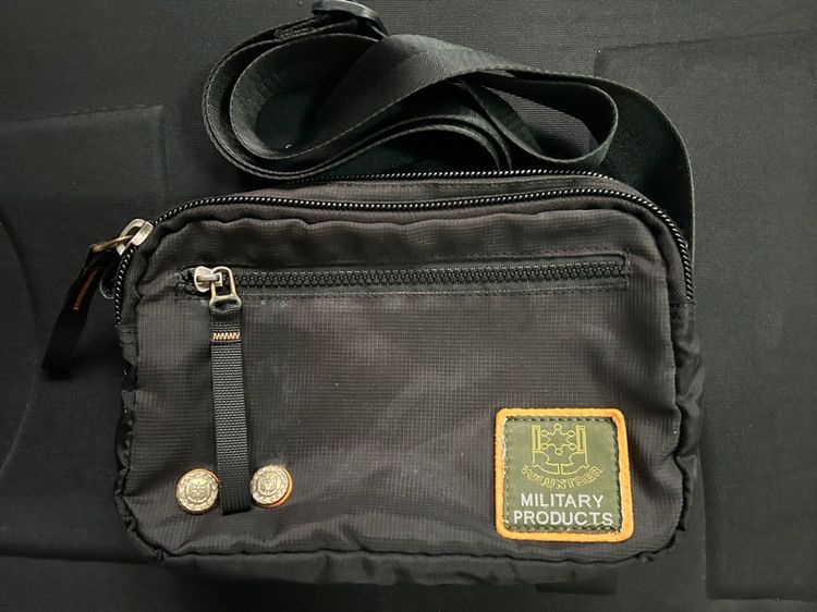 หญิง กระเป๋าสะพาย