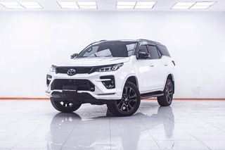 TOYOTA FORTUNER 2.8 GR SPORT BLACKTOP 4WD AT 2023 ออกรถ 0 บาท จัดได้  1,520000 บ. รหัสรถ 1E928