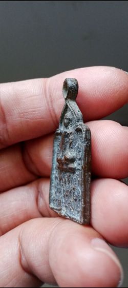 พระเก่าเก็บ  