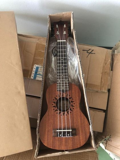 อื่นๆ อูคูเลเล่ (Ukulele)