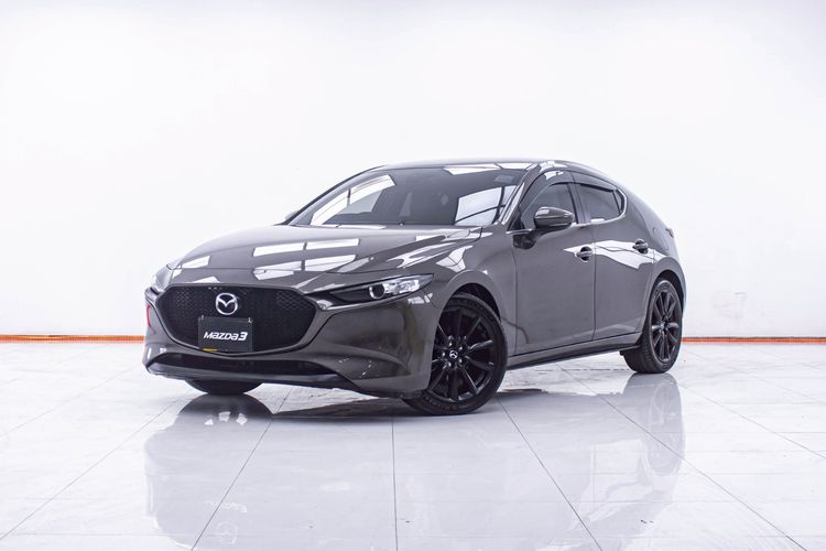 รถ Mazda Mazda3 2.0 C Sports สี น้ำตาล