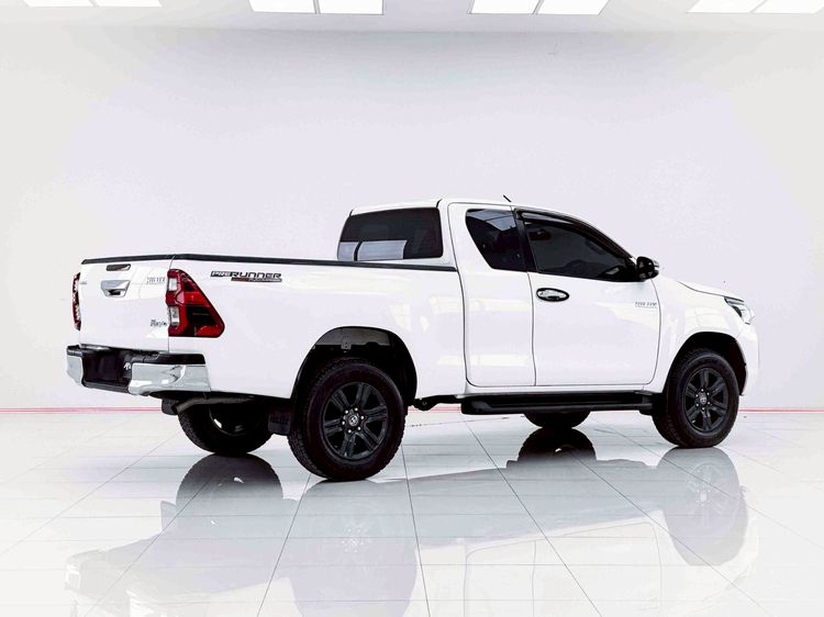 Toyota Hilux Revo 2024 Smart Cab 2.4 Entry Prerunner Pickup ดีเซล ไม่ติดแก๊ส เกียร์ธรรมดา ขาว รูปที่ 4