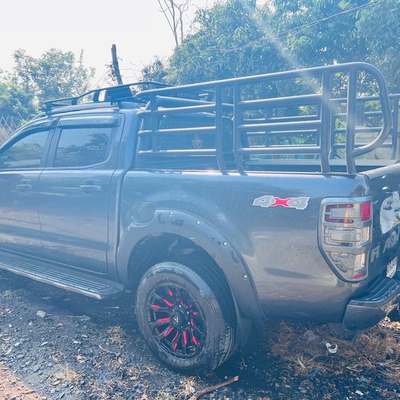 รถ Ford Ranger 2.0 Hi-Rider Wildtrak สี เทา