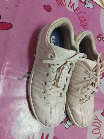 รองเท้าผ้าใบ รูปที่ 2