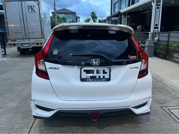 Honda Jazz 2018 1.5 SV i-VTEC Sedan เบนซิน ไม่ติดแก๊ส เกียร์อัตโนมัติ ขาว รูปที่ 4