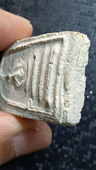 พระสมเด็จ หลวงปู่ภู พิมพ์ ฐานสามชั้น รูปที่ 7