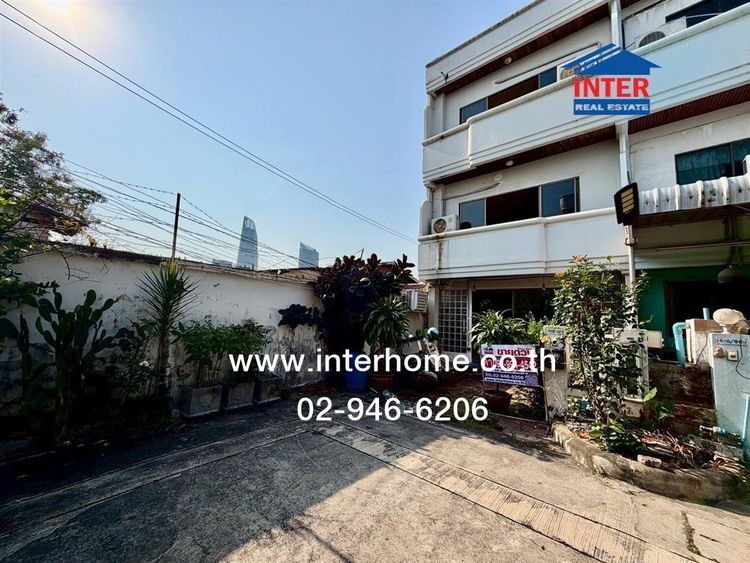 ทาวน์โฮม 3.5 ชั้น 27 ตร.ว. หมู่บ้านปริยานนท์ ซอยหมู่บ้านปริยานนท์ ซอยสาธุประดิษฐ์57 ถนนพระราม3 ถนนสาธุประดิษฐ์ เขตยานนาวา กรุงเทพมหานคร รูปที่ 2