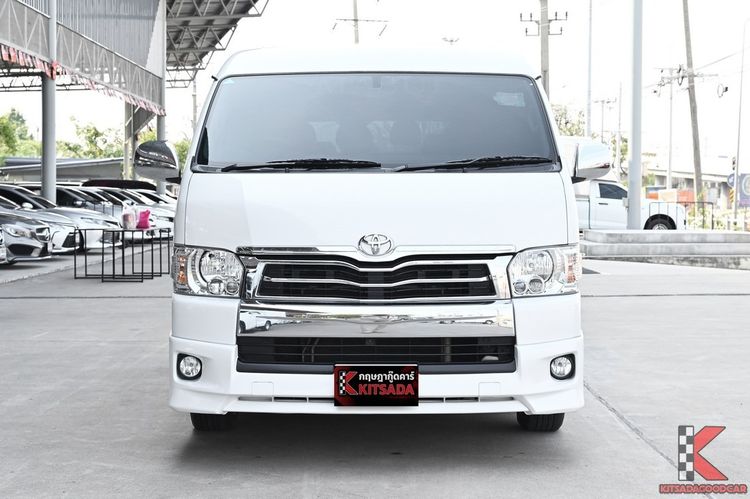 Toyota Ventury 2017 3.0 V Van ดีเซล ไม่ติดแก๊ส เกียร์อัตโนมัติ ขาว รูปที่ 2