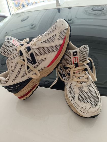ขายถูก New Balance 1906R สีนิยม size 40.5-255mm ของแท้ ใส่นุ่ม สภาพสวย