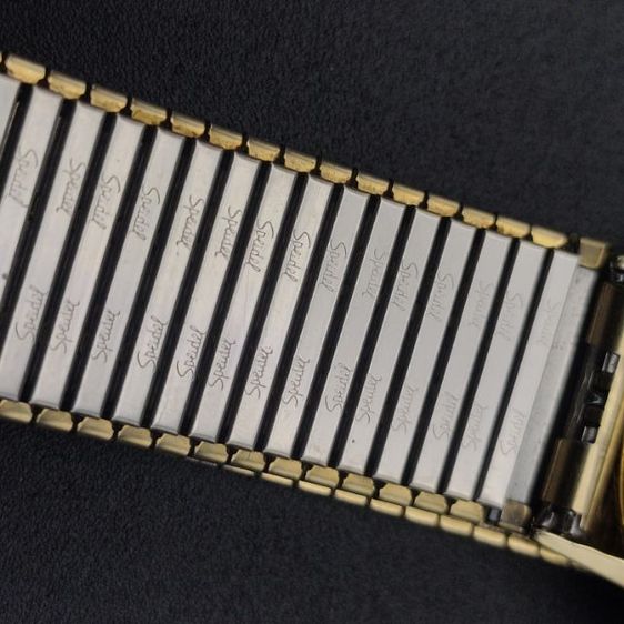 นาฬิกาวินเทจ แบรนด์ Benrus 14K solid gold case เครื่องระบบไขลาน  รูปที่ 9