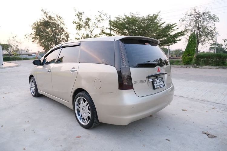 Mitsubishi Space Wagon 2006 2.4 GLS Sedan เบนซิน ไม่ติดแก๊ส เกียร์อัตโนมัติ บรอนซ์ทอง รูปที่ 4
