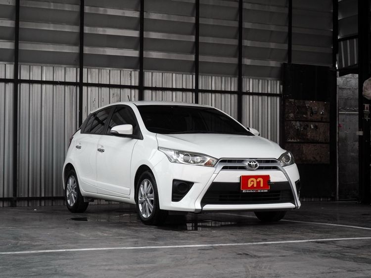 Toyota Yaris 2017 1.2 G Sedan เบนซิน ไม่ติดแก๊ส เกียร์อัตโนมัติ ขาว รูปที่ 3