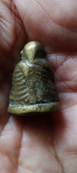 หลวงพ่อเงิน เก่าเก็บ