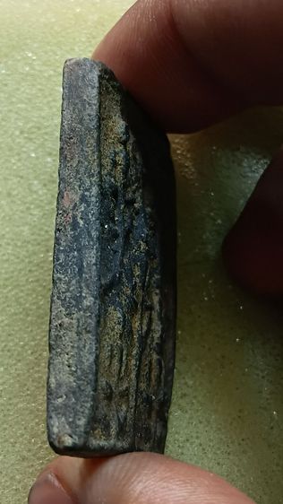 พระสมเด็จ พิมพ์พระเจ้าห้าพระองค์ เนื้อผงใบลาน เคลือบรัก เก่าตามภาพ รูปที่ 4