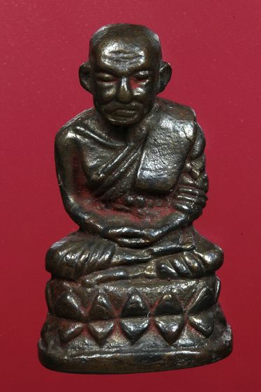 พระรูปหล่อหลวงพ่อทวดสวยๆค่ะเก่าค่ะ