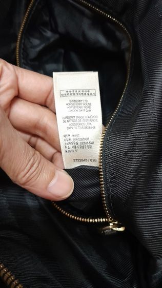 ถูกไฟลุก Burberry Bartow Leather Bag เป๋าหนังสภาพกริบสีดำ อะไหล่ทองรมดำ ถูกม๊ากก รูปที่ 6