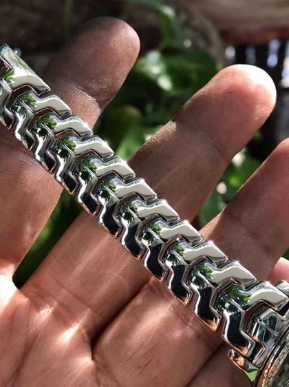 Tag Heuer Link Lady G4 Quartz Full Diamond Black Dial WJF131A🇨🇭🇨🇭
    รูปที่ 10