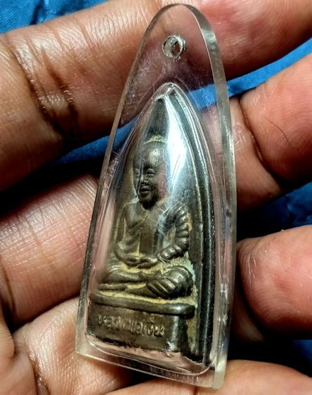 หลวงพ่อเงินเนื้อโลหะ ปี34 หลังพระเจ้าห้าพระองค์ รุ่นฟ้าคำรณ รูปที่ 2