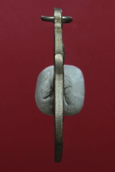 พระเหรียญหลวงพ่อกวยสวยๆค่ะเก่าค่ะ รูปที่ 3