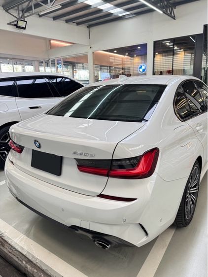 BMW Series 3 2020 320d Sedan ดีเซล ไม่ติดแก๊ส เกียร์อัตโนมัติ ขาว รูปที่ 3