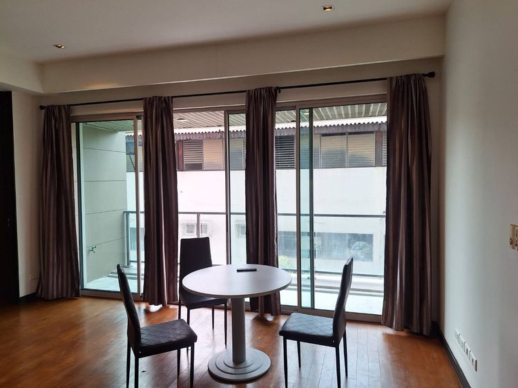 ตกแต่งครบ คอนโดปล่อยเช่าและขาย The Lofts Yennakart (เดอะ ลอฟท์ เย็นอากาศ) รูปที่ 2