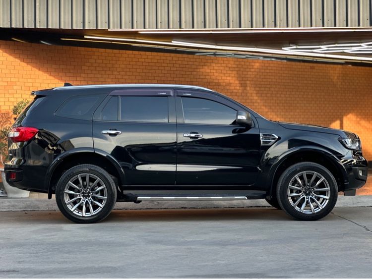 Ford Everest 2020 2.0 Bi-Turbo Titanium+ 4WD Utility-car ดีเซล ไม่ติดแก๊ส เกียร์อัตโนมัติ ดำ รูปที่ 4