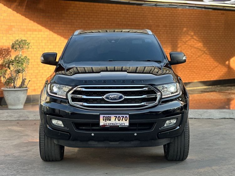 รถ Ford Everest 2.0 Bi-Turbo Titanium+ 4WD สี ดำ