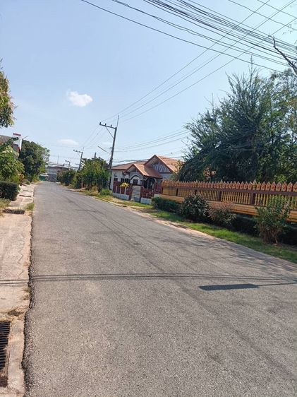 ขายด่วน  บ้านพนร้อมที่ดิน