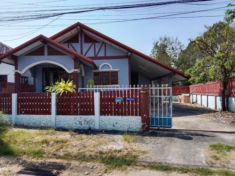 มีบางส่วน ขายด่วน  บ้านพนร้อมที่ดิน รูปที่ 2