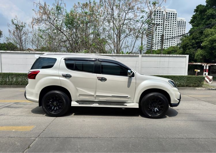 Isuzu MU-X 2015 3.0 4WD Utility-car ดีเซล ไม่ติดแก๊ส เกียร์อัตโนมัติ ขาว รูปที่ 4