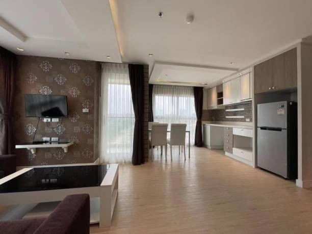 ขายคอนโด – คอนโดมิเนียมลา ซานเทียร์ รูปที่ 3