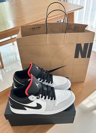 อื่นๆ อื่นๆ รองเท้าผ้าใบ UK 9.5 | EU 44 | US 10 Nike Air Jordan 1 Low infrared 23 black