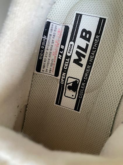 รองเท้าผ้าใบ MLB รูปที่ 5