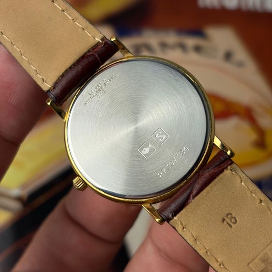 LONGINES Grand Classic L4.637.2 Quartz Gold Mens รูปที่ 4