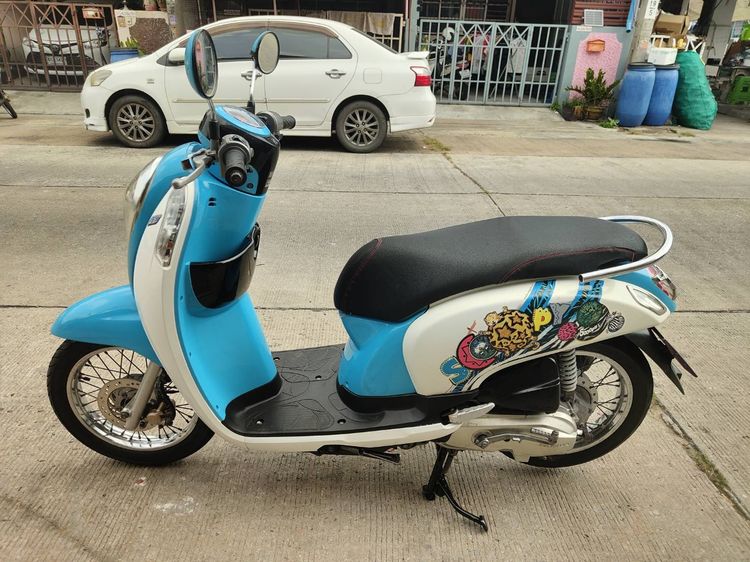 🛵ยังไงก็ขาย SCOOPY-i ปี 58 เครื่องดี สีสวย สตาร์ทมือ เล่มชุดโอนครบ+เปลี่ยนถ่ายน้ำมันเครื่องฟรี ส่งฟรี30 ก.ม รูปที่ 2