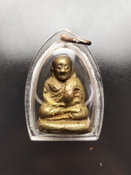 พระรูปหล่อหลวงพ่อเงิน วัดบางคลาน พิมพ์ขี้ตา สามชาย 