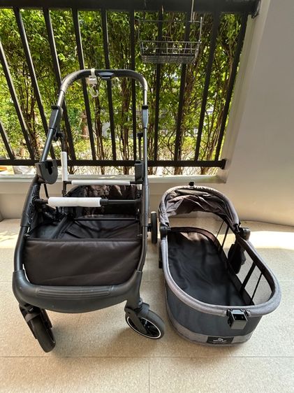กระเป๋า & อุปกรณ์เดินทาง รถเข็นสุนัข