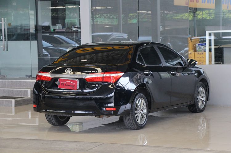 Toyota Altis 2015 1.6 G Sedan เบนซิน ไม่ติดแก๊ส เกียร์อัตโนมัติ ดำ รูปที่ 2