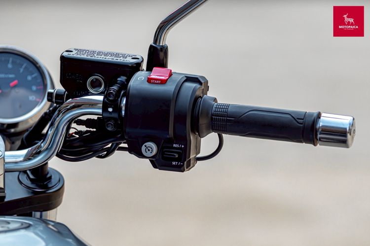 Honda Cb1300 Super Four ปี2023 มือเดียว วิ่ง350Km. สภาพป้ายแดง รูปที่ 13