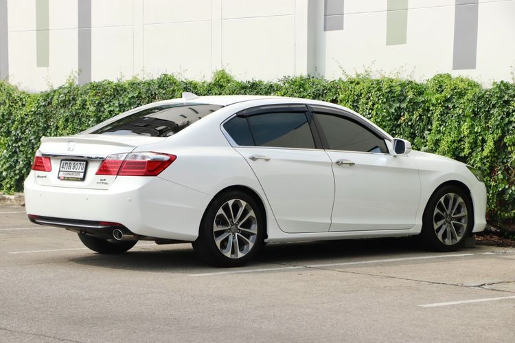 Honda Accord 2015 2.4 EL i-VTEC Sedan เบนซิน ไม่ติดแก๊ส เกียร์อัตโนมัติ ขาว รูปที่ 4