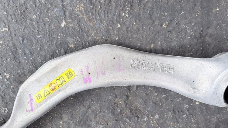 ปีกนก BMW F10 N52 N54 N47 B47 รูปที่ 9