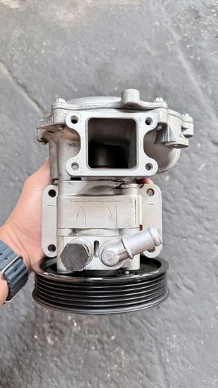 ปั๊มพาวเวอร์ พร้อมปั๊มน้ำ BMW E46 E84 E90 N42 N46  รูปที่ 4